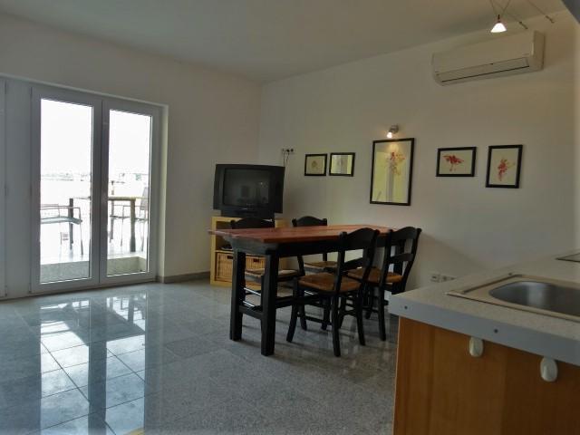 Apartma Julia *